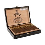 Montecristo 1935 Anniversary Nicaragua Espeso