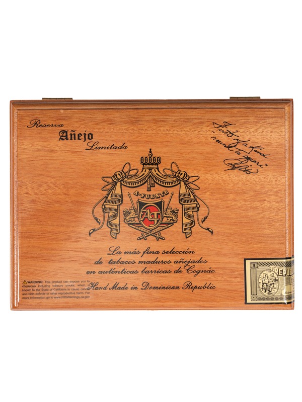 Arturo Fuente Anejo Shark No. 77