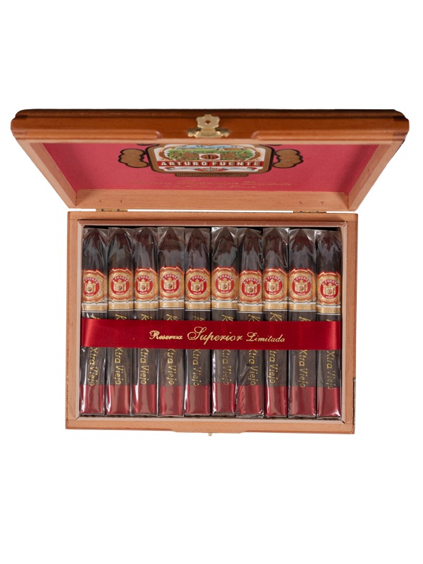 Arturo Fuente Anejo Shark No. 77