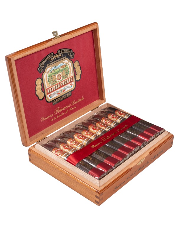 Arturo Fuente Anejo Shark No. 77