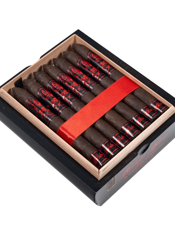 Black Label Trading Co. Bishops Blend Corona Larga