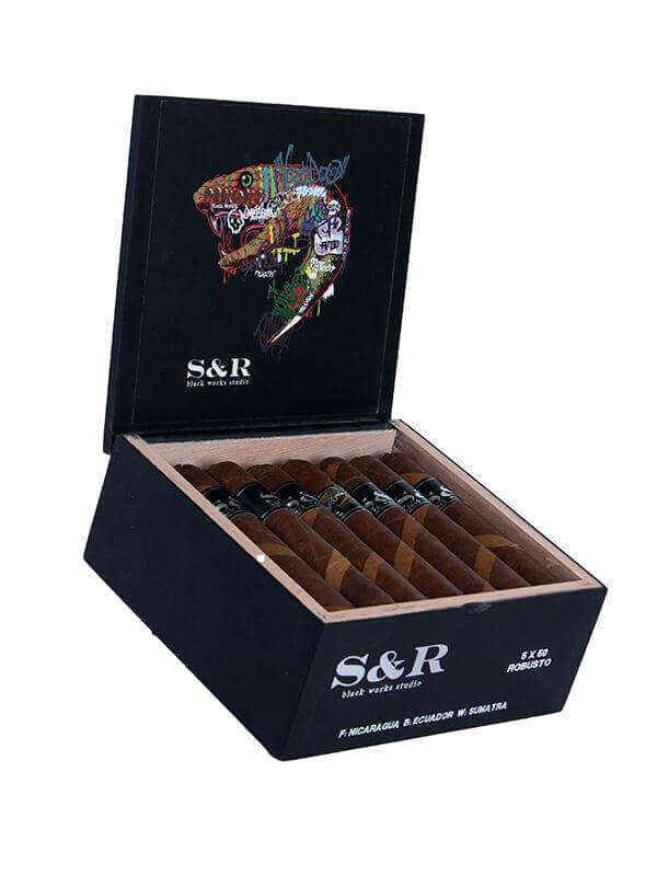 Black Works Studio S&R Robusto
