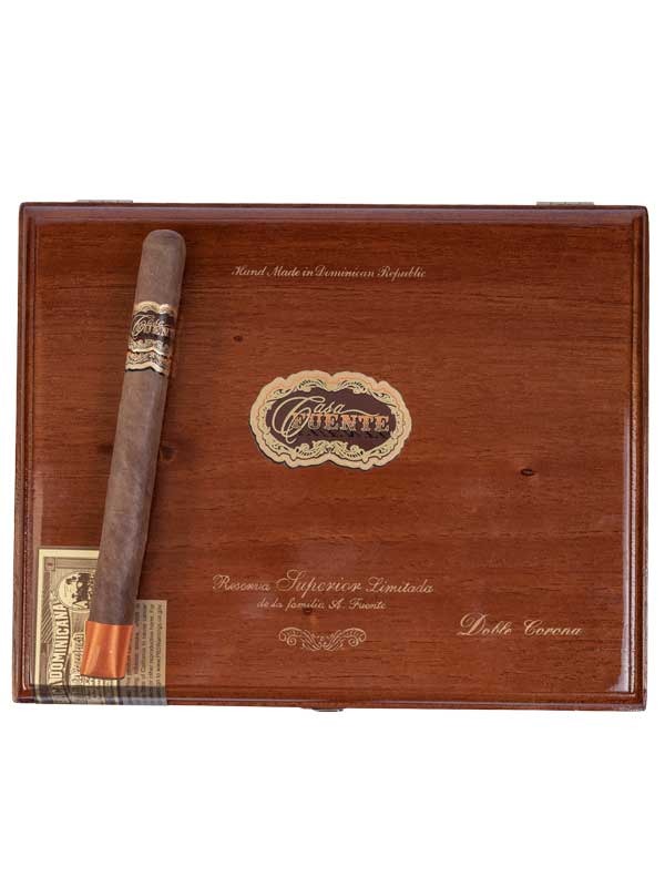 Casa Fuente Double Corona