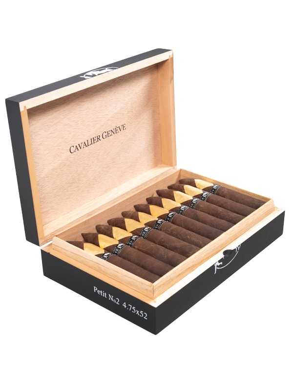Cavalier Black Series II Petit No.2