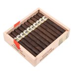 Charter Oak CT Broadleaf Petite Corona