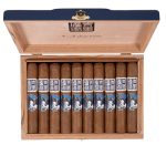 ChìMolly Dynasty Robusto