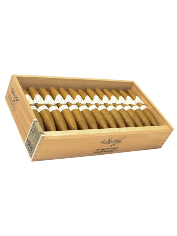 Davidoff Aniversario Short Perfecto