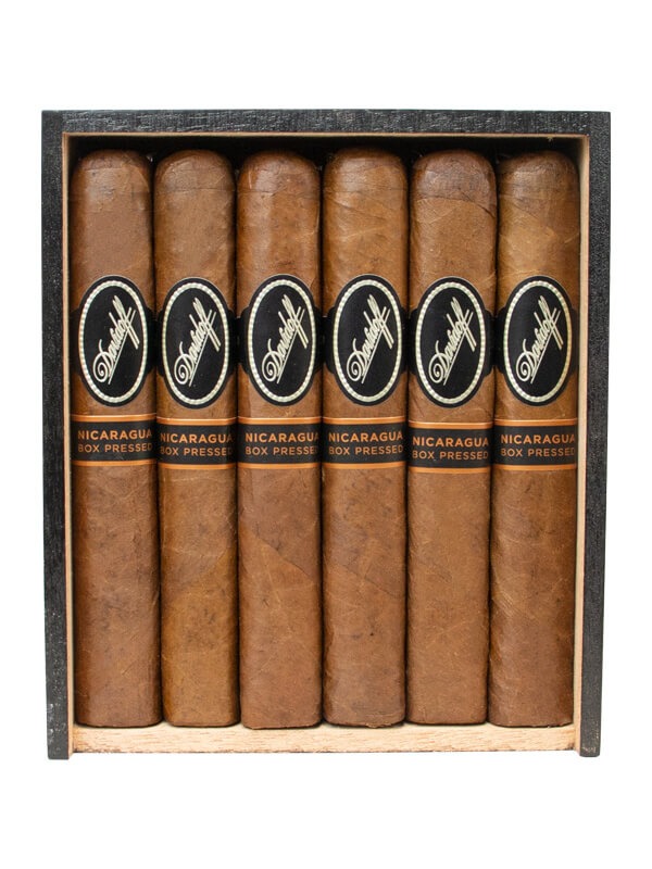 Davidoff Nicaragua Robusto Box Pressed