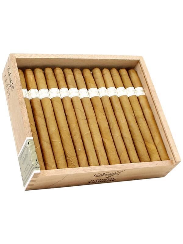 Davidoff Signature Ambassadrice