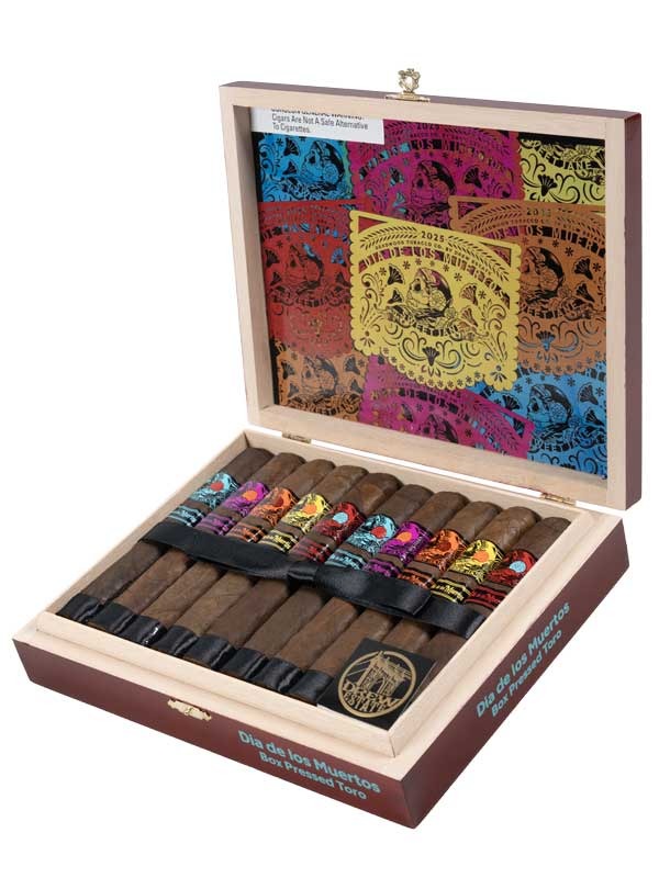 Deadwood Tobacco Co. Sweet Jane Dia de los Muertos Toro