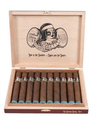Deadwood Tobacco Co. Fat Bottom Betty Toro