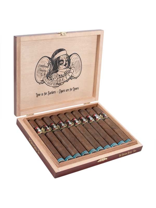 Deadwood Tobacco Co. Fat Bottom Betty Toro