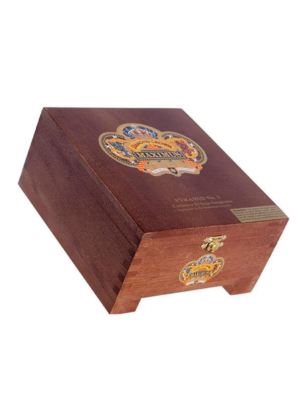 Diamond Crown Maximus No. 3 Pyramid