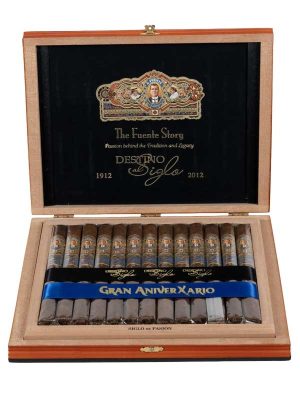 Don Arturo Destino al Siglo de Pasión