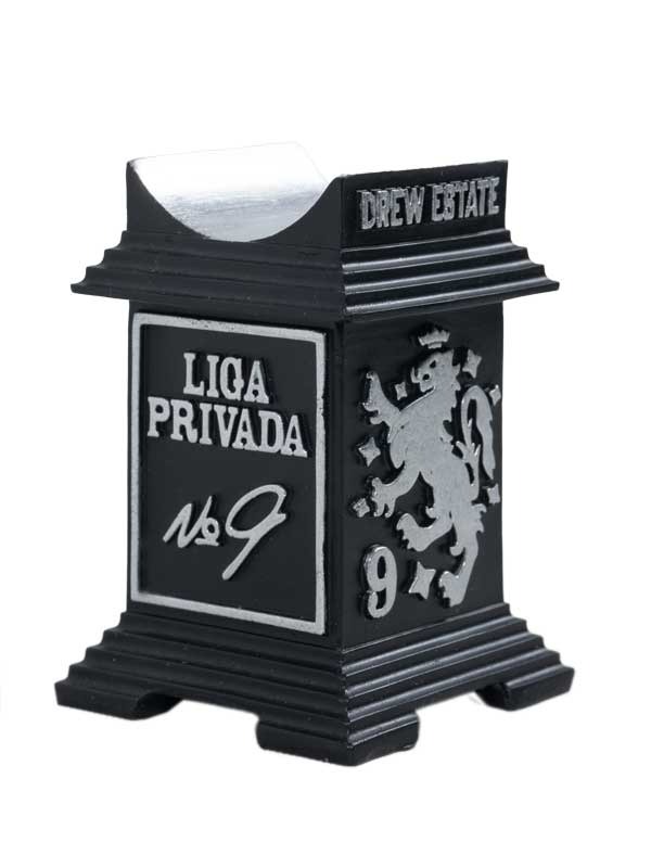 Drew Estate Liga Privada No. 9 Cigar Rest
