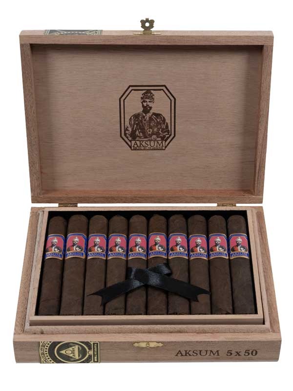 Foundation Aksum Maduro Robusto