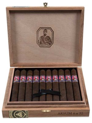 Foundation Aksum Maduro Toro