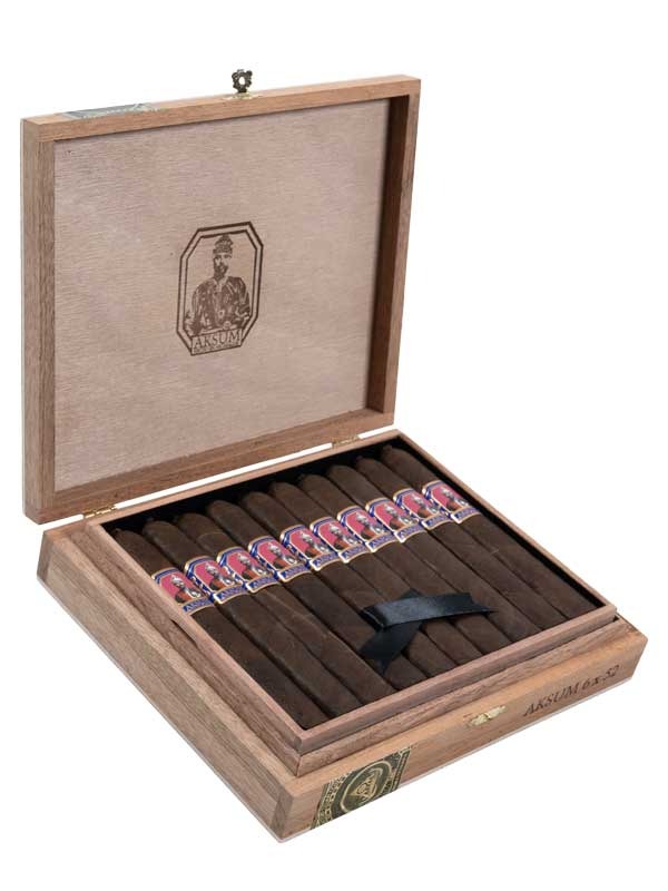 Foundation Aksum Maduro Toro