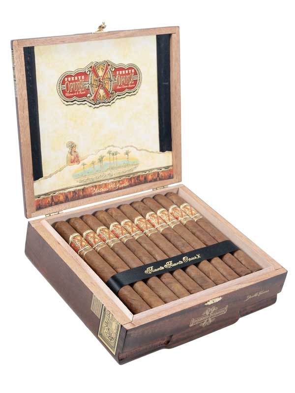 Fuente Fuente OpusX Double Corona