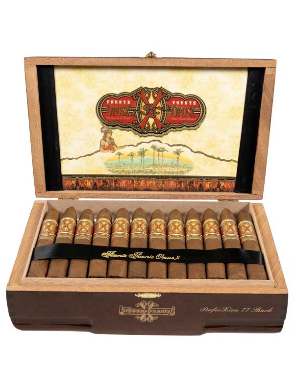 Fuente Fuente OpusX Perfecxion No. 77 Shark