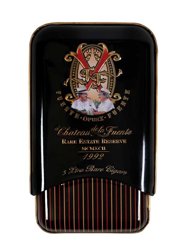 Fuente Fuente OpusX Robusto Tin