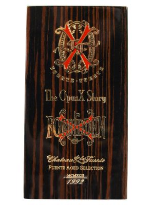Fuente Fuente OpusX Story Macassar 2024