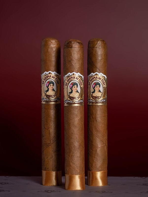 La Aroma de Cuba Connecticut Monarch