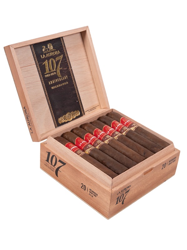 La Aurora 107 Nicaragua Gran Toro