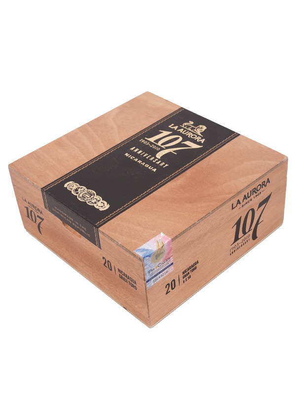 La Aurora 107 Nicaragua Gran Toro