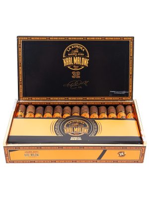 La Aurora Barrel Aged by Karl Malone Robusto