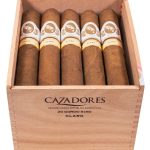 La Aurora Cazadores Claro Gordo