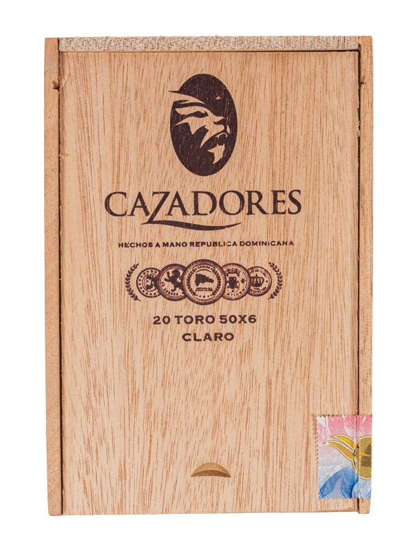La Aurora Cazadores Claro Toro