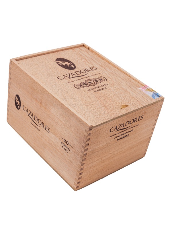 La Aurora Cazadores Maduro Gordo