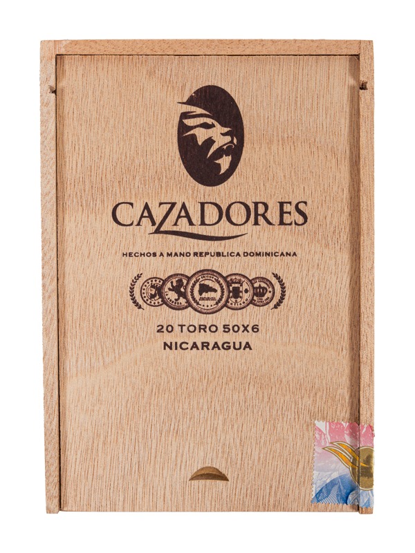 La Aurora Cazadores Nicaragua Toro