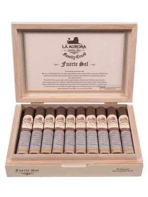 La Aurora Family Creed Fuerte Sol Box Pressed Robusto