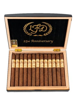 La Flor Dominicana 25th Anniversary