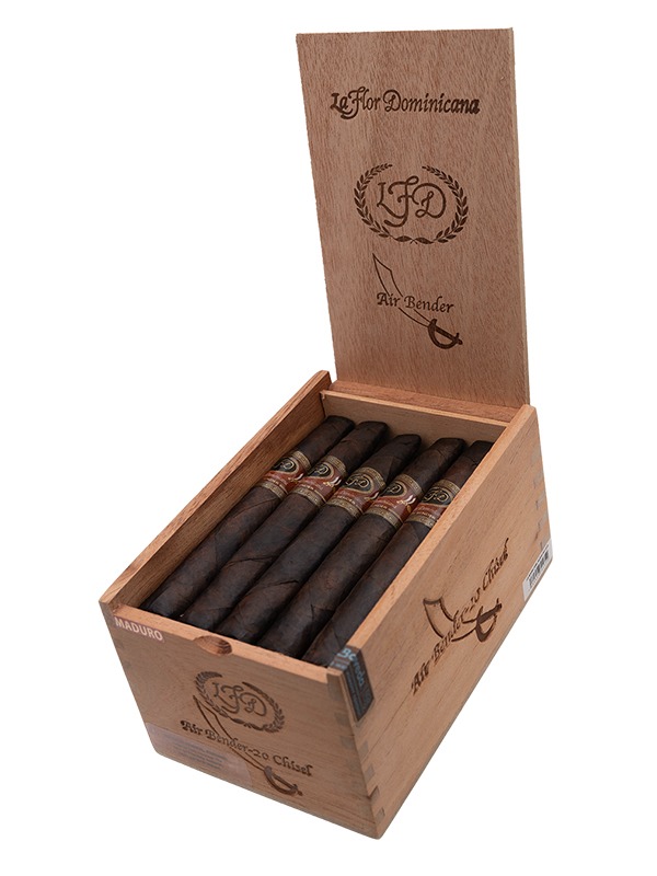 La Flor Dominicana Air Bender Chisel Maduro
