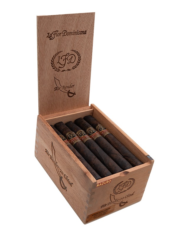 La Flor Dominicana Air Bender Chisel Maduro