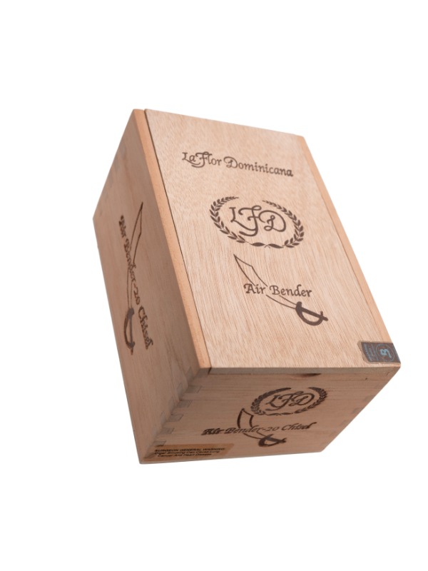 La Flor Dominicana Air Bender Chisel Natural