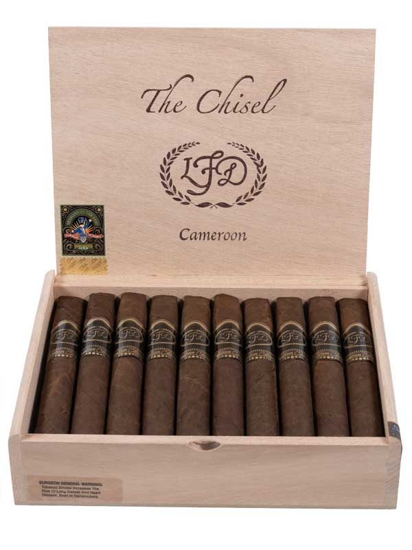 La Flor Dominicana Cameroon Cabinet Chisel