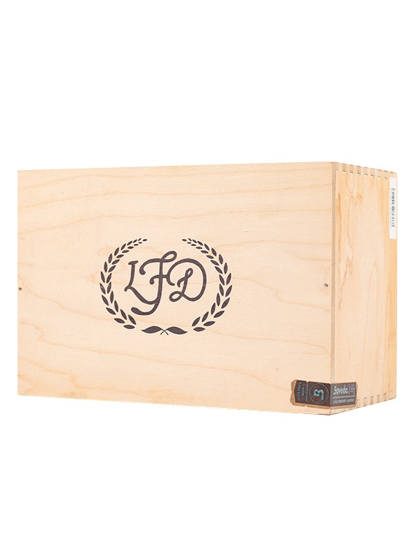 La Flor Dominicana Colorado Oscuro No. 3