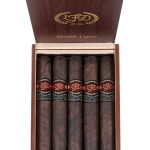 La Flor Dominicana Double Ligero 700 Maduro