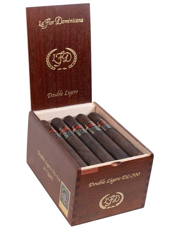 La Flor Dominicana Double Ligero 700 Maduro