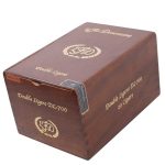 La Flor Dominicana Double Ligero 700 Maduro