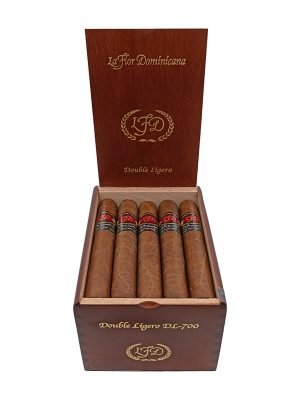 La Flor Dominicana Double Ligero 700 Natural