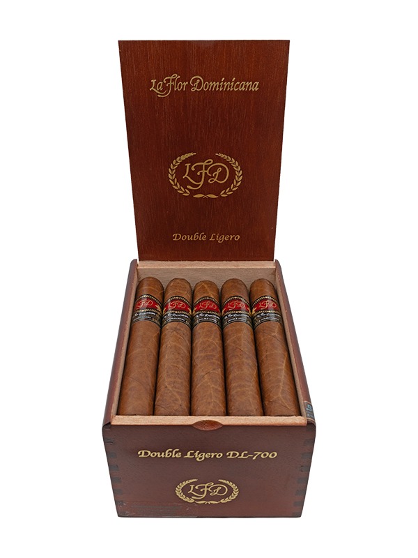 La Flor Dominicana Double Ligero 700 Natural