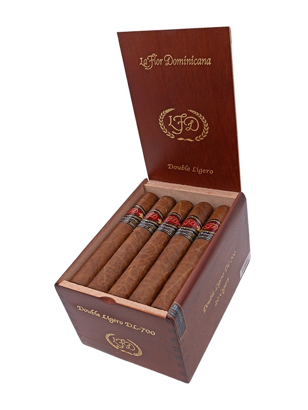 La Flor Dominicana Double Ligero 700 Natural