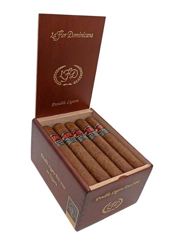 La Flor Dominicana Double Ligero 700 Natural