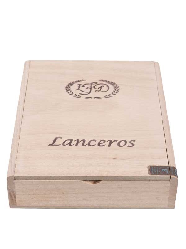 La Flor Dominicana Double Ligero Lancero