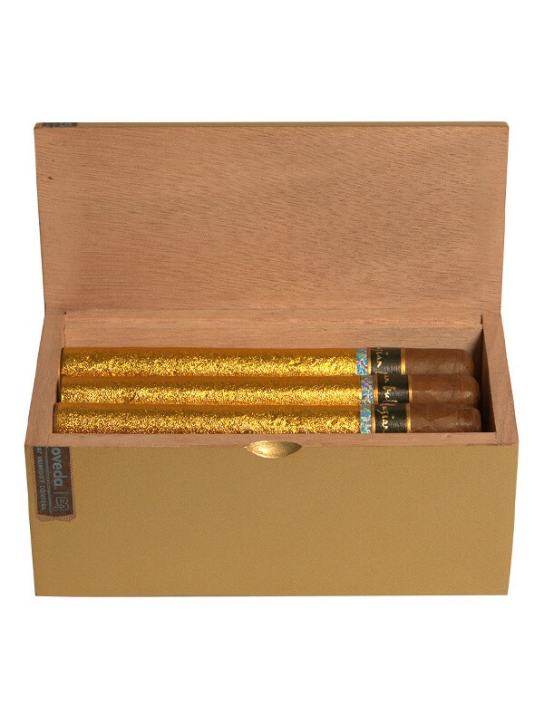 La Flor Dominicana NFT Andalusian Bull